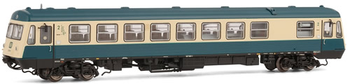Arnold 2143 - Diesel Railcar BR 627 001, road number 627 001-1, blue/beige livery, DB