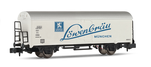 Arnold 6239 - Refrigerated wagon type Ichqrs, LÖWENBRÄU, DB
