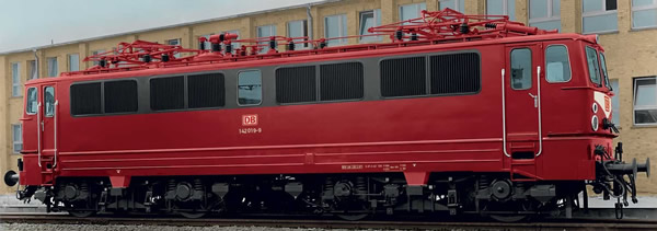 Arnold HN2272 - German Electric Locomotive Class 142 of the DB AG Orient Red (Digital)