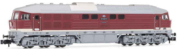 Arnold HN2299 - German Diesel Locomotive Class 131 of the DR, running number 131 020
