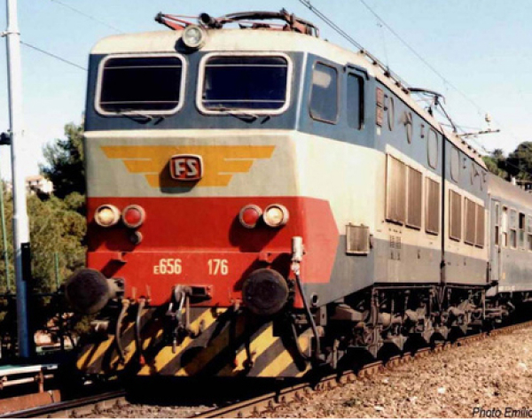 Arnold HN2512 - Italian Electric locomotive class E.656 of the FS