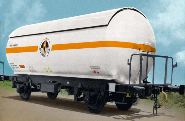 Arnold HN6473 - 2-unit pack - Tank wagon PR Butano S.A., livery white-orange-black