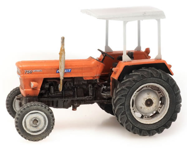 Artitec 387.445 - Fiat 750 special tractor with sunroof