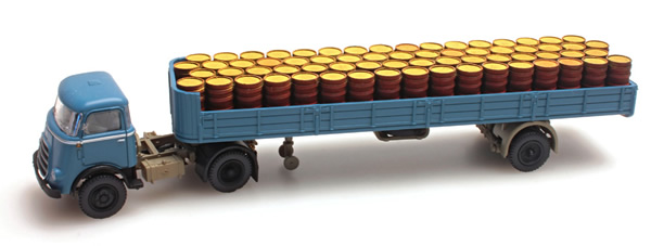 Artitec 487.801.21 - Load of barrels for DAF single axle trailer