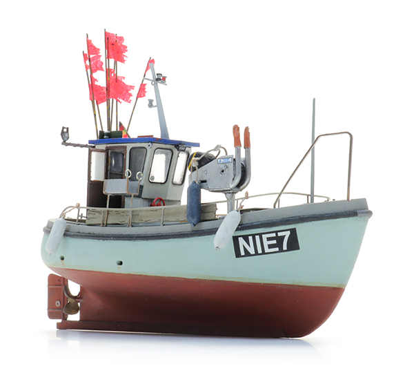 Artitec 50.154 - Small fishing boat, full hull