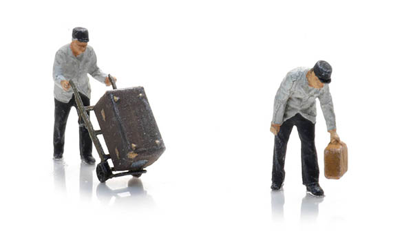 Artitec 5160004 - Porters with luggage (2x)