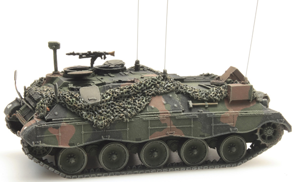 Artitec 6160033 - AT Jaguar 2 Führungspanzer battle ready Camouflage Austrian Army