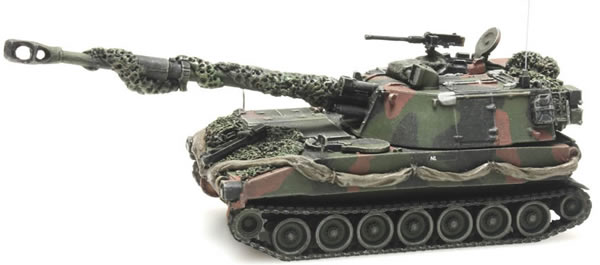 Artitec 6870130 - Dutch M109 A2 camouflage Combat ready