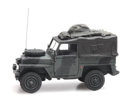 Artitec 6870216 - UK Land Rover 88 lightweight combat ready