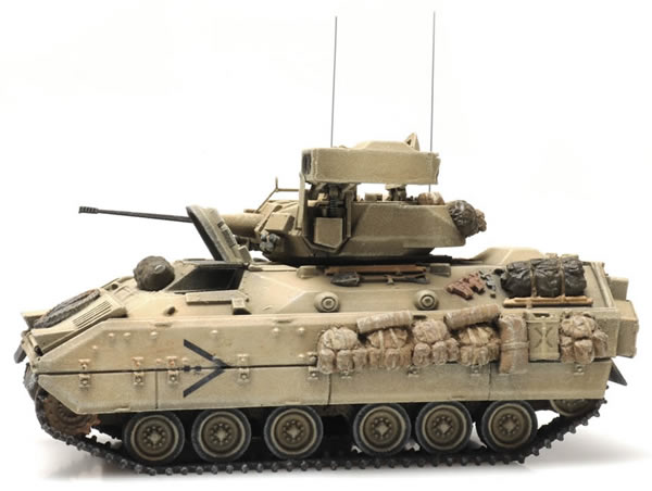 Artitec 6870265 - US M2 IFV Bradley Desert