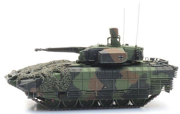Artitec 6870675 - German Armored Personnel Carrier Puma combat ready
