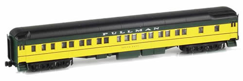 AZL 71205-3 - 8-1-2 Pullman Sleeper SOUTH PASS CNW Yellow & Green