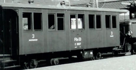 Bemo 3234194 - RhB X 9034 Railcar SF Samedan