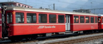 Bemo 3245121 - Center entry car with winter sports symbols of the RhB