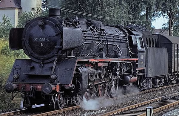 Brawa 40911 - German Steam Locomotive BR 001 of the DB (AC Digital Extra w/Sound)