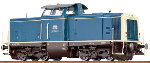 Brawa 42807 - German Diesel Locomotive V 100.10 of the DB (Sound Decoder)