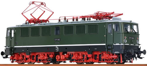 Brawa 43090 - German Electric Locomotive E 11 of the DR