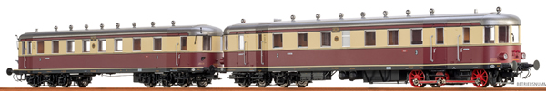 Brawa 44384 - German Diesel Railcar VT137 + VB147 of the DRG (DC Digital Extra w/Sound)