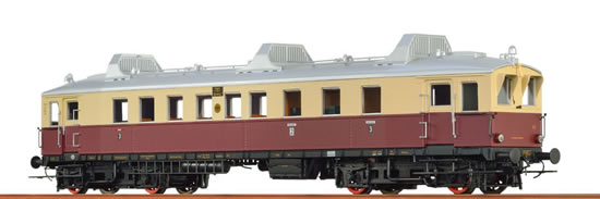 Brawa 44415 - German Diesel Railcar VT 761 of the DRG (Sound Decoder)
