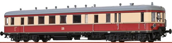 Brawa 44738 - German Diesel Railcar VT 137 of the DR (DCC Sound Decoder)