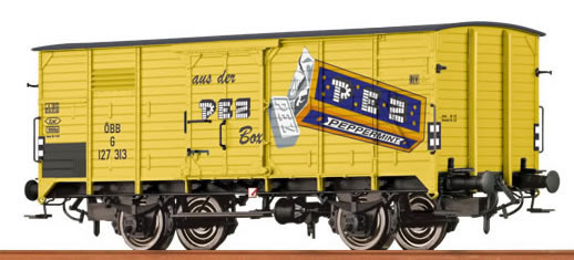 Brawa 49057 - Covered Freight Car G 10 “PEZ” ÖBB