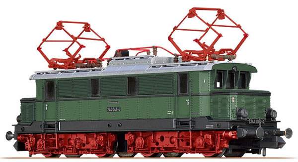 Brawa 63104 - German Electric Locomotive E44 of the DR
