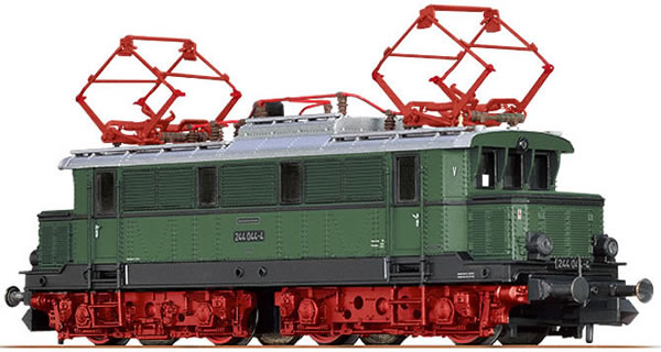 Brawa 63105 - German Electric Locomotive E44 of the DR (Sound)