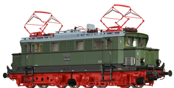 Brawa 63117 - German Electric Locomotive E44 of the DR (Sound)