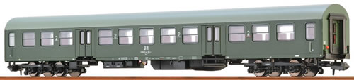 Brawa 65122 - German Passenger Coach 2nd Class Bmhe of the DR