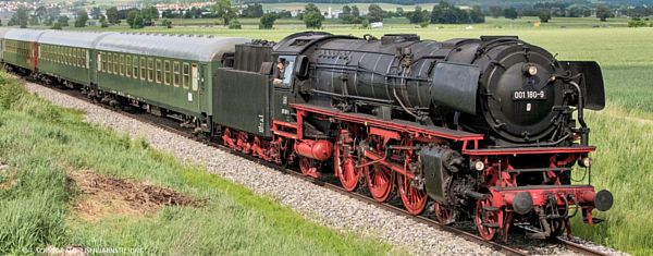 Brawa 70068 - German Steam Locomotive 001 of the DB, Museumslok BEM, DC Analog BASIC+