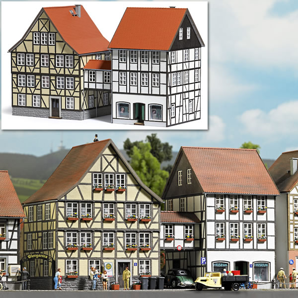 Busch 1538 - 2 Half-timbered Houses connected with Bridge