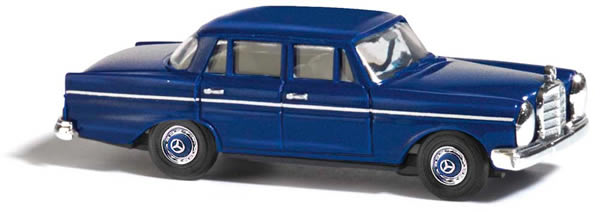 Busch 40402 - Mercedes-Benz 220 Blue