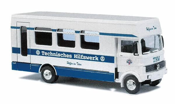 Busch 40784 - MB LP809 Bus THW
