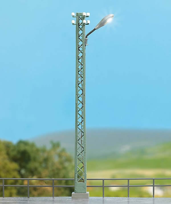 Busch 4151 - Industrial Lattice-Mast Lamp