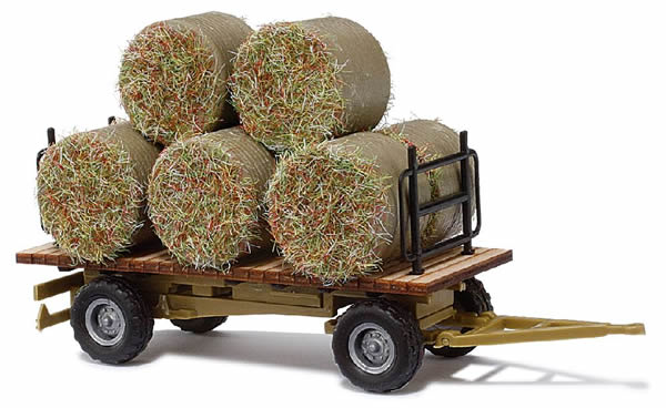 Busch 44930 - Hay Transport Trailer with Hay Rolls