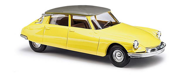 Busch 48028 - Citroën DS19 zweifarbig, yellow
