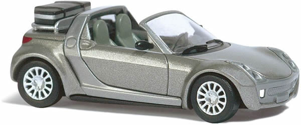 Busch 49302 - Smart Roadster Traveler with suitcase