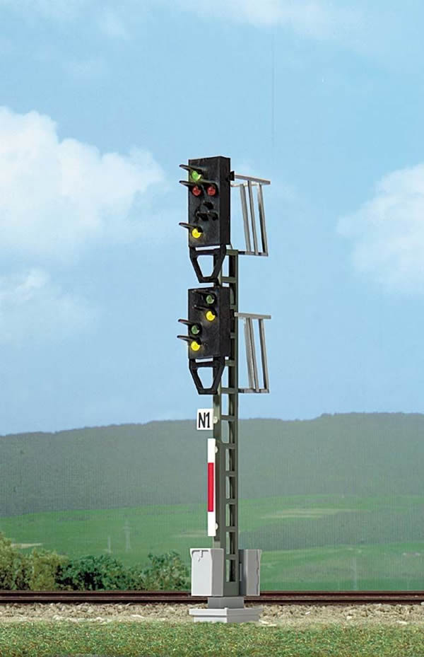 Busch 5806 - Main signal with pre-warning signal