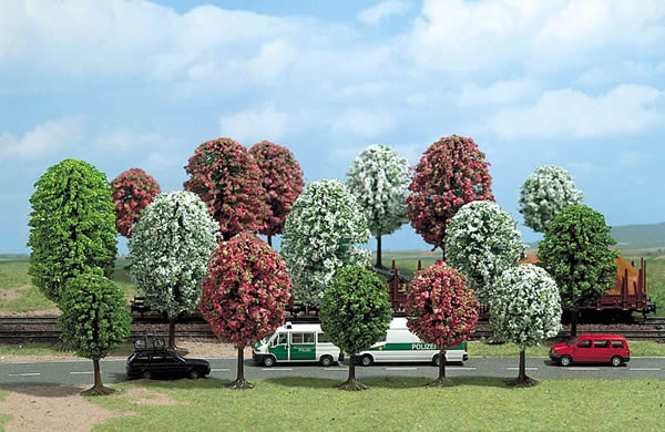 Busch 6484 - 16 blooming trees