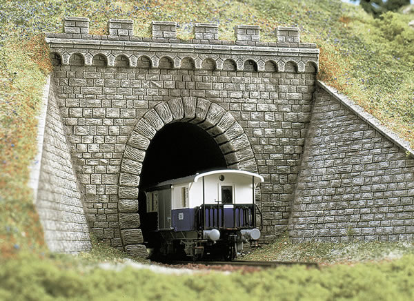 Busch 7022 - Tunnel portal