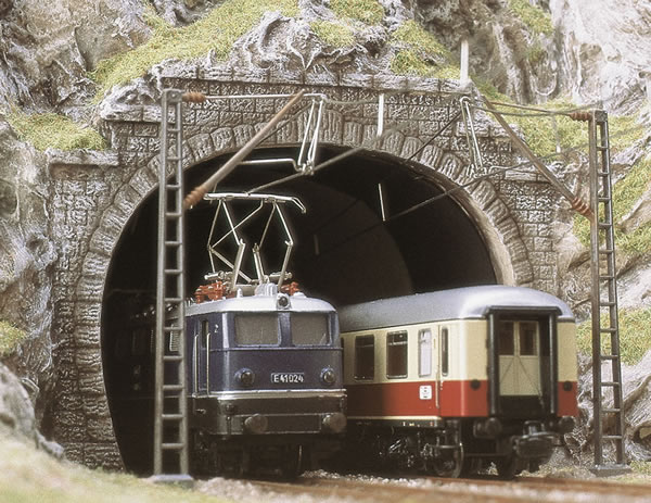 Busch 7027 - 2 Tunnel portals