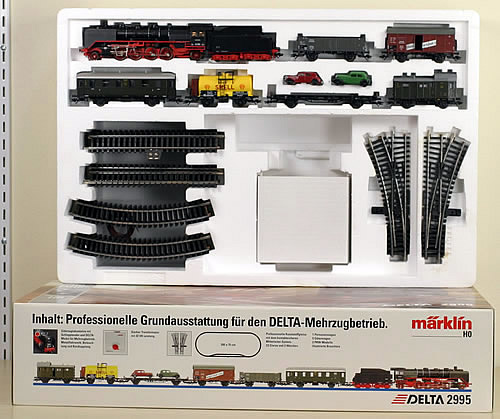 Consignment 2995 - Marklin Starter Set w/ BR 41 Steam Locomotive Delta