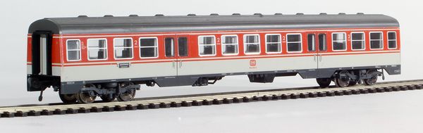 Consignment 4432 - Fleischmann 4432 Center Coach for Diesel Railcar Set of the DB