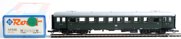 Consignment 44546 - Roco 2nd Class Passenger Coach 