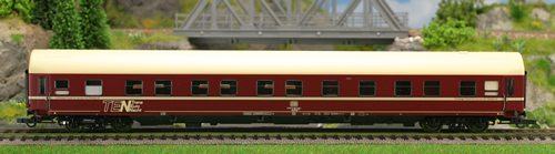 Consignment 45067 - Roco German Ten red Sleeping Coach
