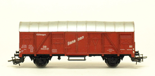 Consignment 4637 - Marklin 4637 Covered Goods Wagon