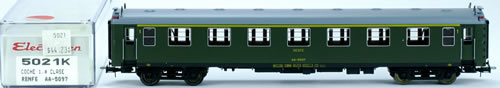 Consignment 5021K - Electrotren Ist Class Coach RENFE AA 5097 w/Lights