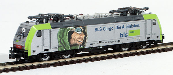 Consignment ARHN2116 - Arnold 2116 - Electric locomotive class RE 486, adverts “Die Alpinisten / Gli Alpinisti” BLS Cargo