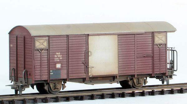 Consignment BE2050 - Bemo Swiss Professionally Weathered Boxcar of the RhB