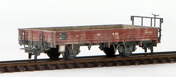 Consignment BE2268193 - Bemo Swiss Profesionally Weathered Flat Car of the RhB